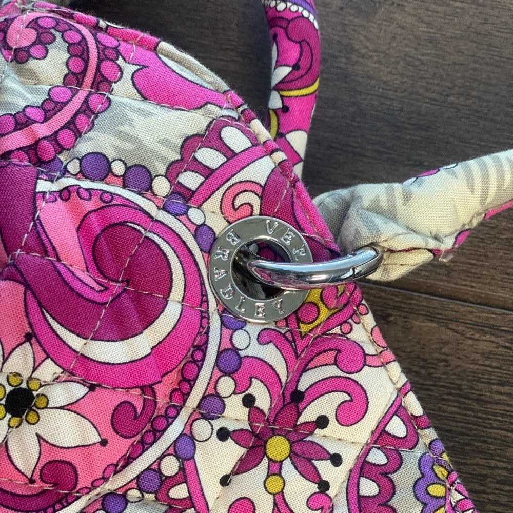 Vera Bradley Paisley Quilted  shoulder Chain Bag Pink - Picture 12 of 16
